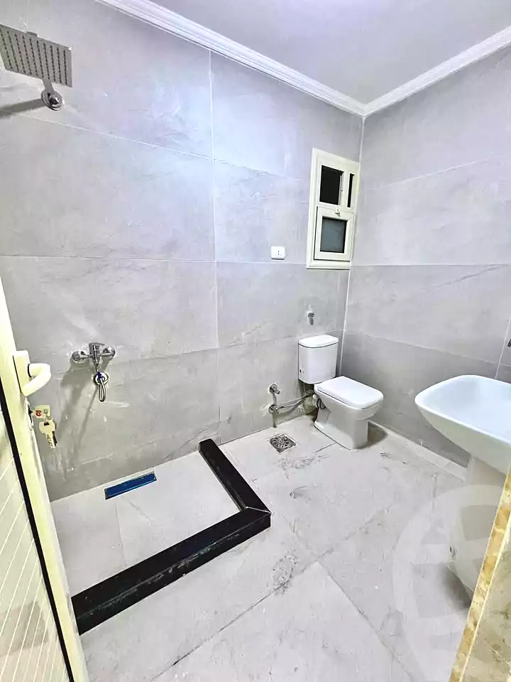 https://aqarmap.com.eg/en/listing/7335868-for-sale-alexandria-sydy-bshr-sydy-bshr-bhry-shr-mhmwd-l-yswy