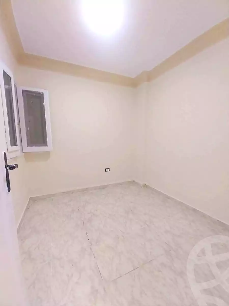 https://aqarmap.com.eg/en/listing/7335930-for-sale-alexandria-al-agamy-shataa-el-nakheel
