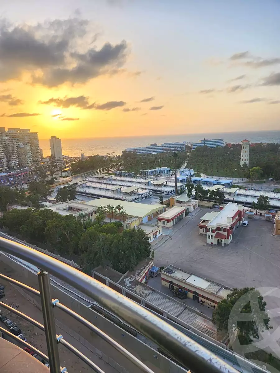 https://aqarmap.com.eg/en/listing/7336119-for-sale-alexandria-el-montazah-sheraton-towers