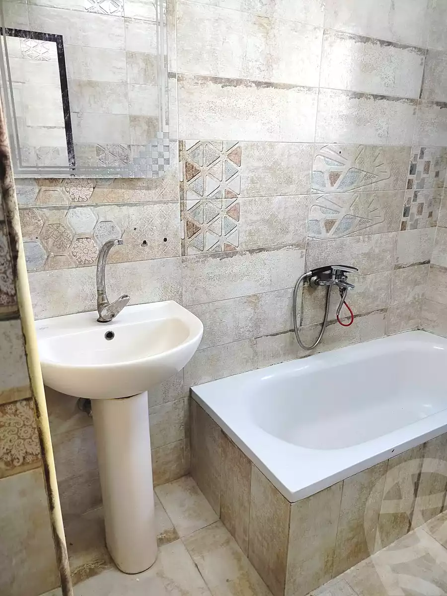 https://aqarmap.com.eg/en/listing/7336987-for-rent-cairo-ain-shams-jsr-lswys