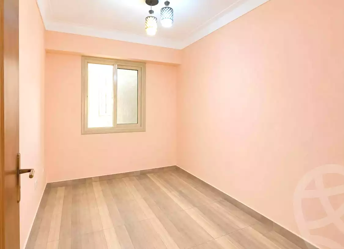 https://aqarmap.com.eg/ar/listing/7337385-for-rent-alexandria-glim