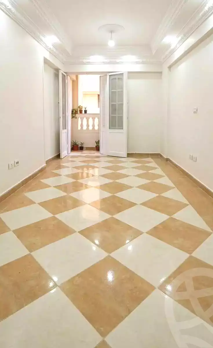 https://aqarmap.com.eg/ar/listing/7337405-for-sale-alexandria-sydy-bshr-sydy-bshr-bhry-ali-hipa-st