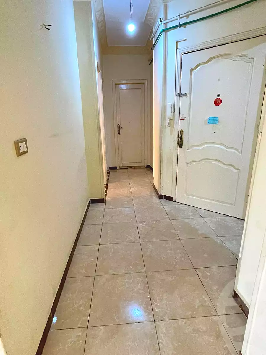 https://aqarmap.com.eg/en/listing/7337554-for-rent-cairo-new-cairo-first-settlement-neighbourhood-4-el-shaheed-ibrahim-ahmed-st