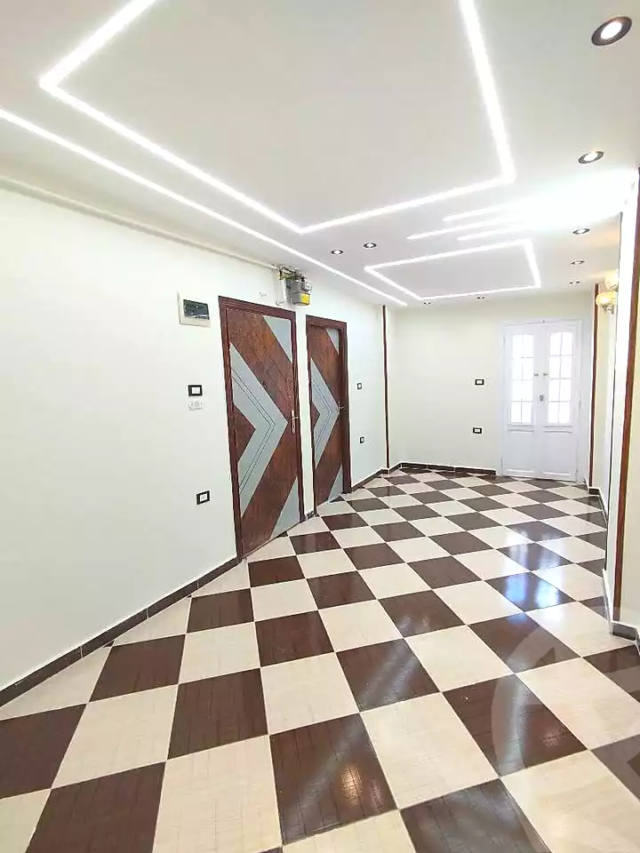 https://aqarmap.com.eg/en/listing/7337784-for-sale-alexandria-lsywf-el-falki