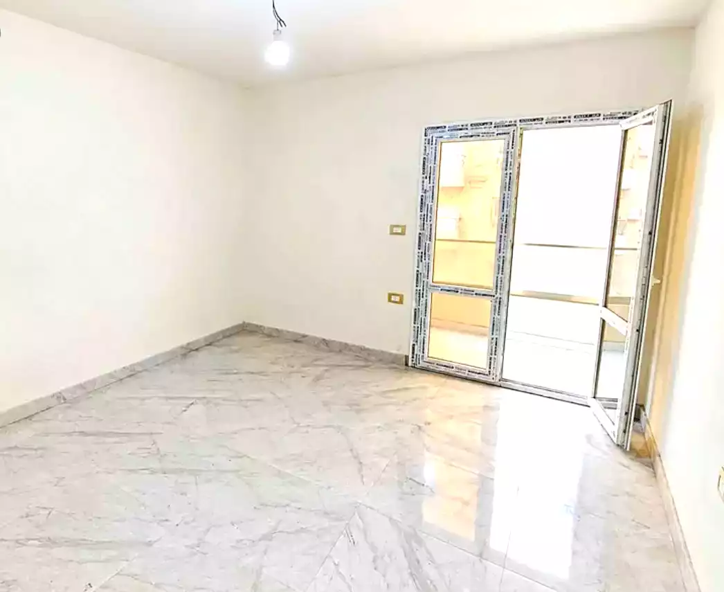 https://aqarmap.com.eg/en/listing/7337800-for-sale-alexandria-sydy-bshr-sydy-bshr-bhry-shr-khld-bn-lwlyd