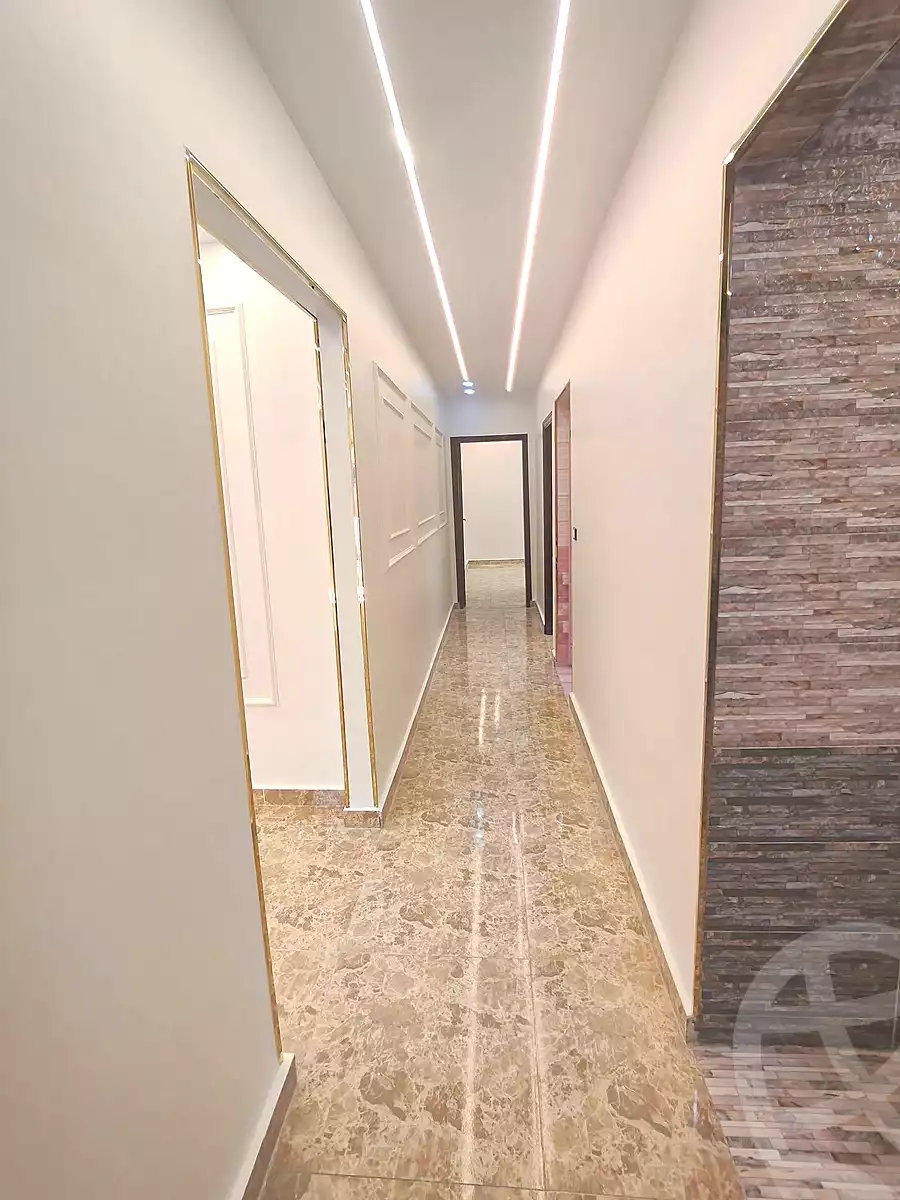 https://aqarmap.com.eg/ar/listing/7337930-for-sale-alexandria-sydy-bshr-sydy-bshr-bhry-shr-khld-bn-lwlyd