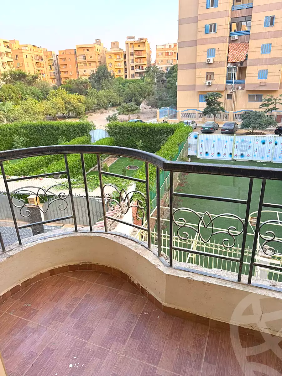 https://aqarmap.com.eg/ar/listing/7338067-for-rent-cairo-6th-of-october-el-ahyaa-neighborhood-4th-neighbourhood-1