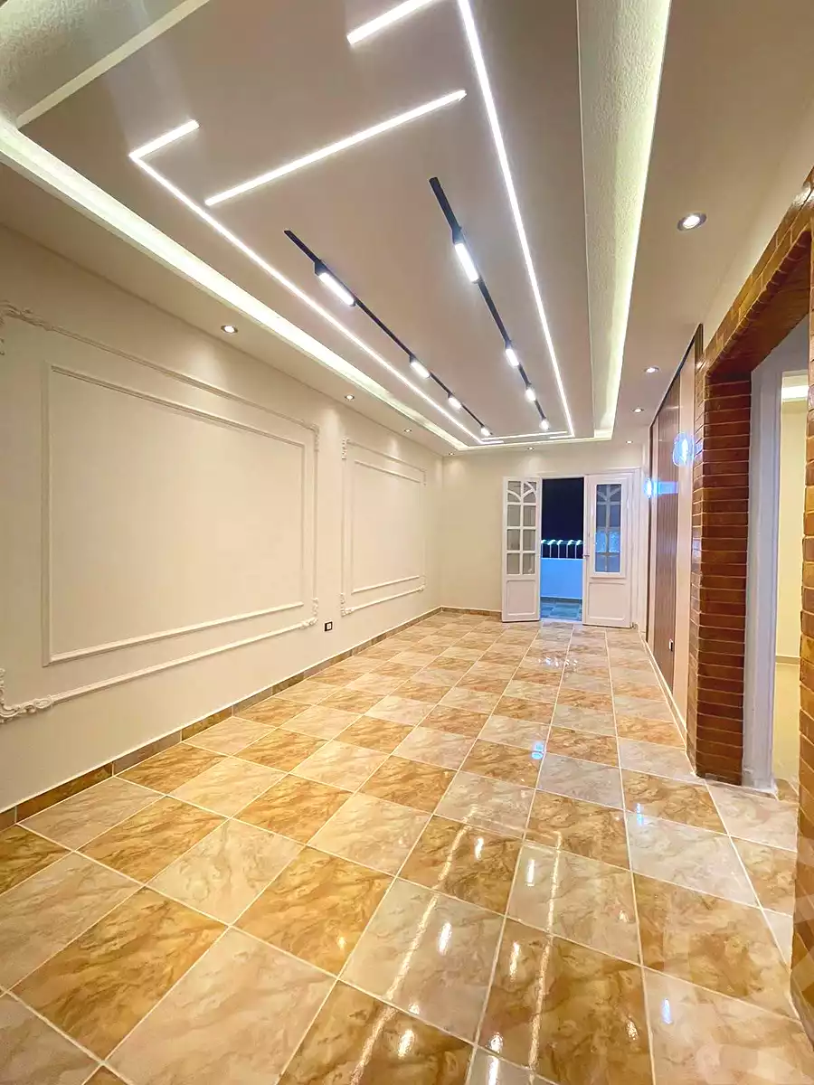 https://aqarmap.com.eg/ar/listing/7338122-for-sale-alexandria-al-agamy-shataa-el-nakheel
