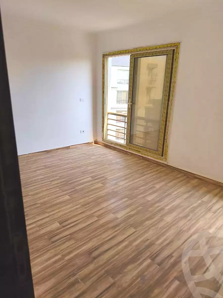 https://aqarmap.com.eg/ar/listing/7338134-for-rent-cairo-6th-of-october-compounds-jn-ktwbr