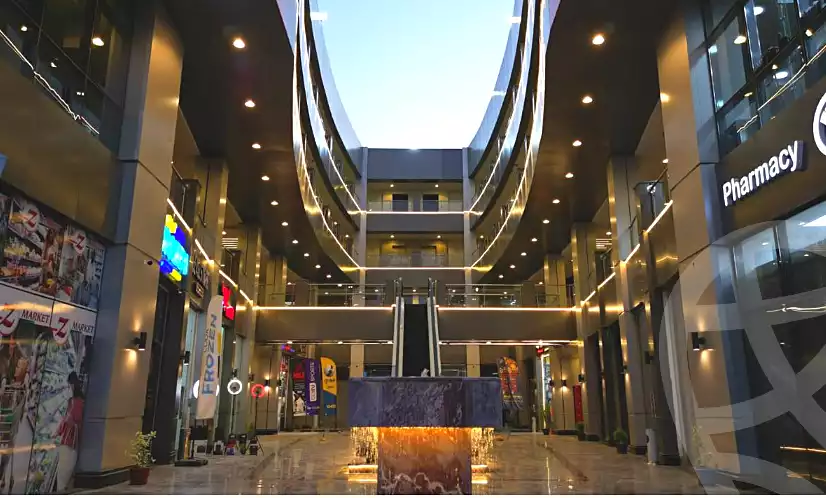 https://aqarmap.com.eg/ar/listing/7337991-for-sale-cairo-el-shorouk-compounds-the-palace-mall-dar
