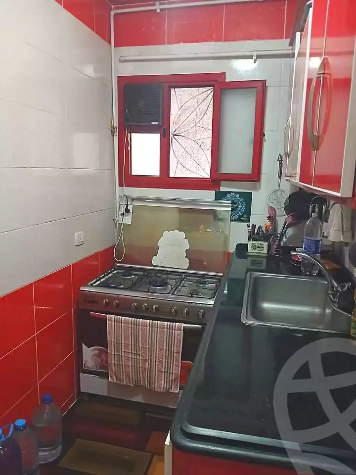 https://aqarmap.com.eg/ar/listing/7338180-for-sale-alexandria-al-agamy-el-hanouvel-al-haded-we-al-soulb-st
