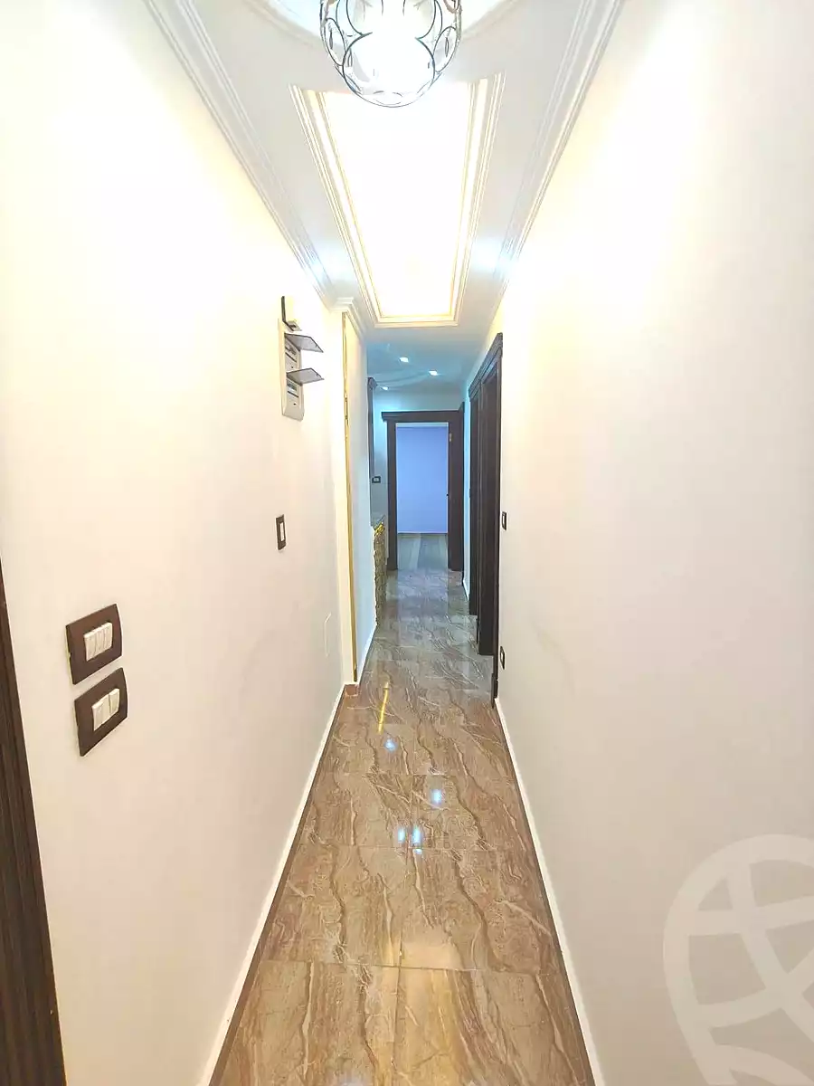 https://aqarmap.com.eg/ar/listing/7338303-for-sale-alexandria-sydy-bshr-sydy-bshr-bhry-shr-khld-bn-lwlyd