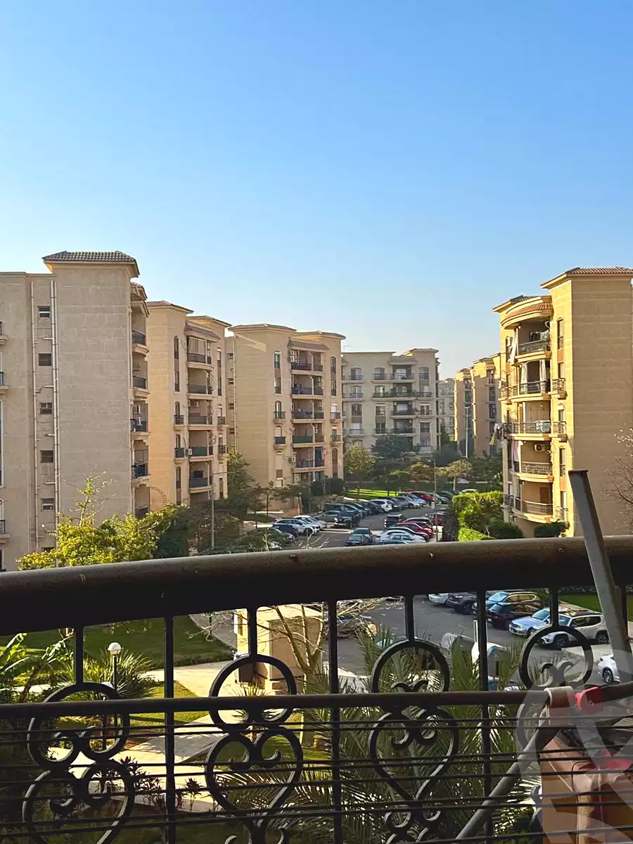 https://aqarmap.com.eg/en/listing/7338537-for-sale-cairo-new-cairo-lrhb-city-mtdd-lrhb-phase-9
