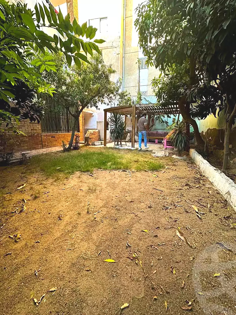 https://aqarmap.com.eg/en/listing/7338705-for-sale-alexandria-al-agamy-lbytsh-bianchiii-street-11