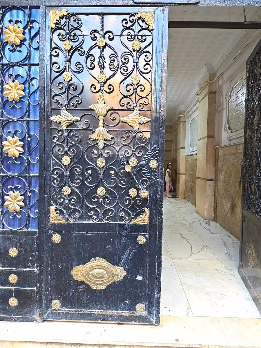 https://aqarmap.com.eg/en/listing/7338916-for-sale-alexandria-al-agamy-el-hanouvel-kasr-al-quiri-st-1