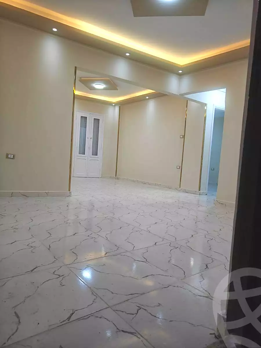 https://aqarmap.com.eg/en/listing/7338975-for-sale-alexandria-al-agamy-el-hanouvel