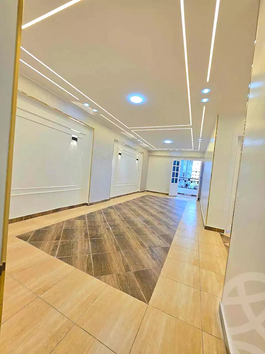 https://aqarmap.com.eg/ar/listing/7339009-for-sale-alexandria-sydy-bshr-sydy-bshr-bhry-shr-mhmwd-l-yswy