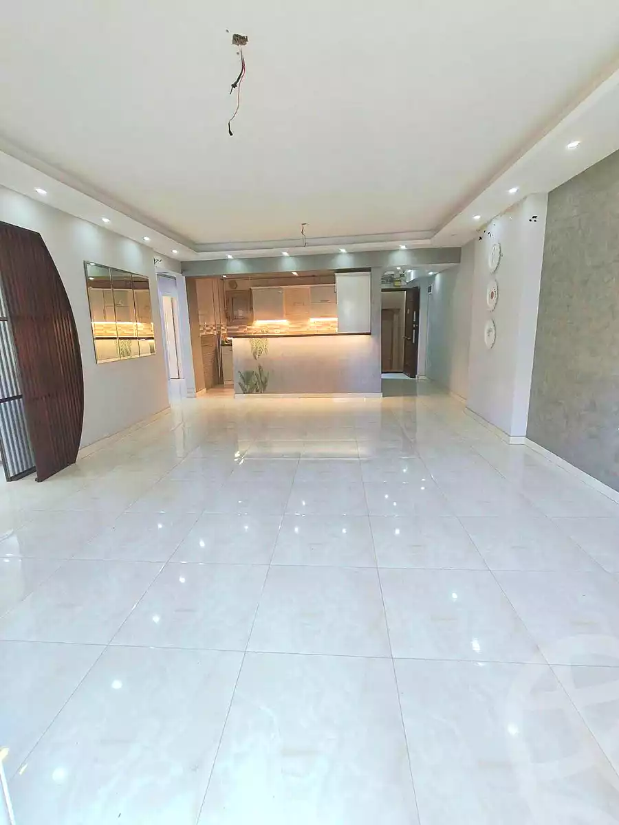 https://aqarmap.com.eg/en/listing/7339117-for-sale-alexandria-sydy-bshr-sydy-bshr-bhry-shr-mhmwd-l-yswy