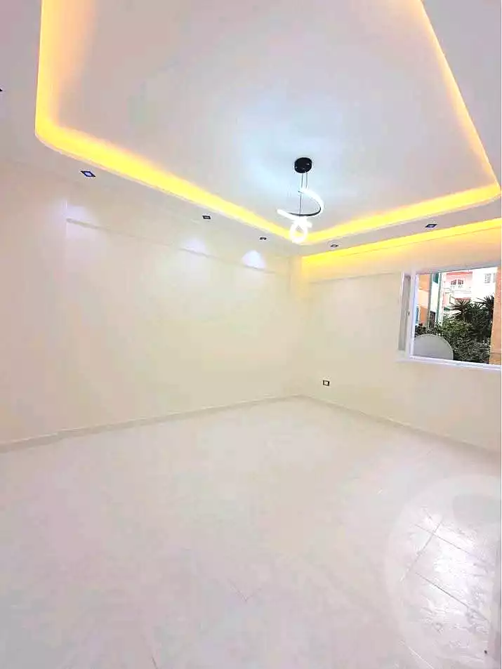 https://aqarmap.com.eg/ar/listing/7339223-for-sale-alexandria-al-agamy-shataa-el-nakheel
