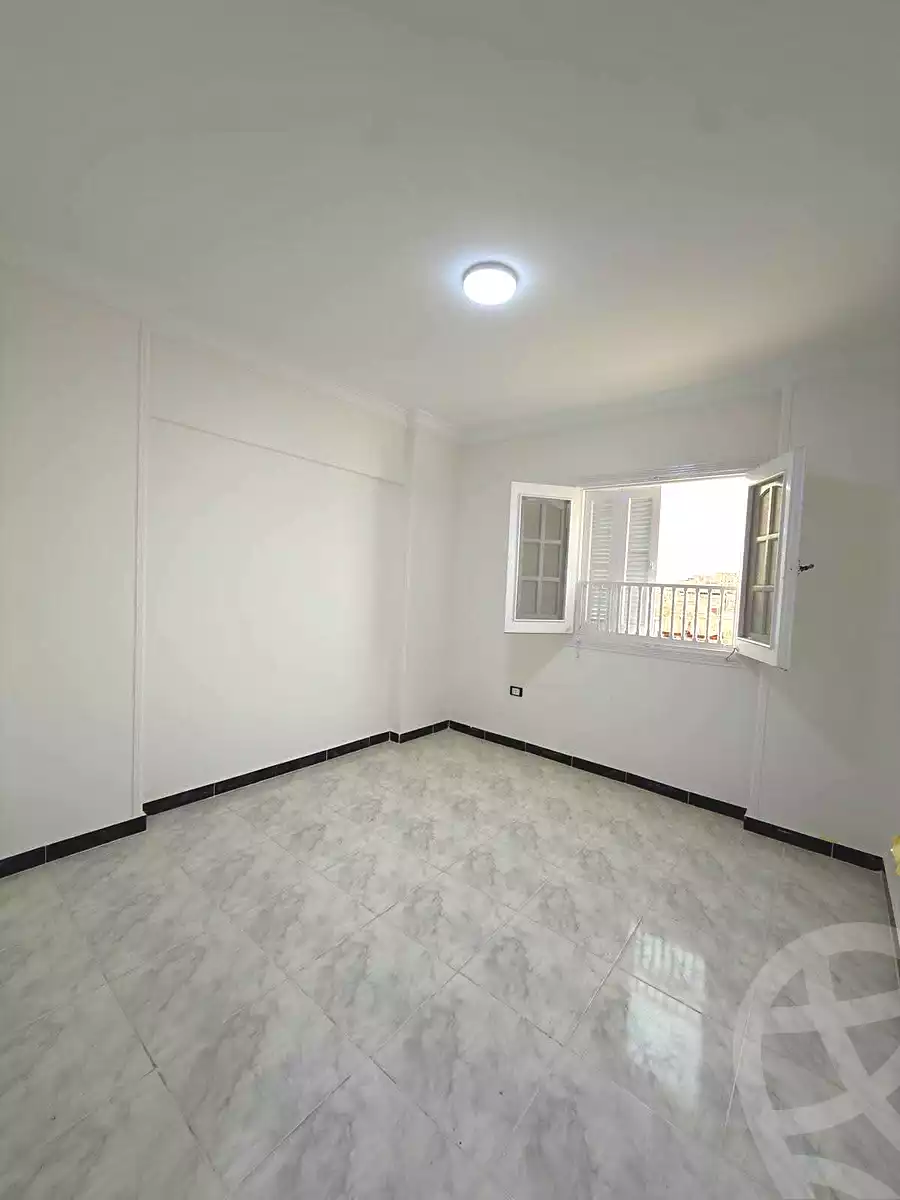https://aqarmap.com.eg/en/listing/7339248-for-sale-alexandria-al-agamy-shataa-el-nakheel