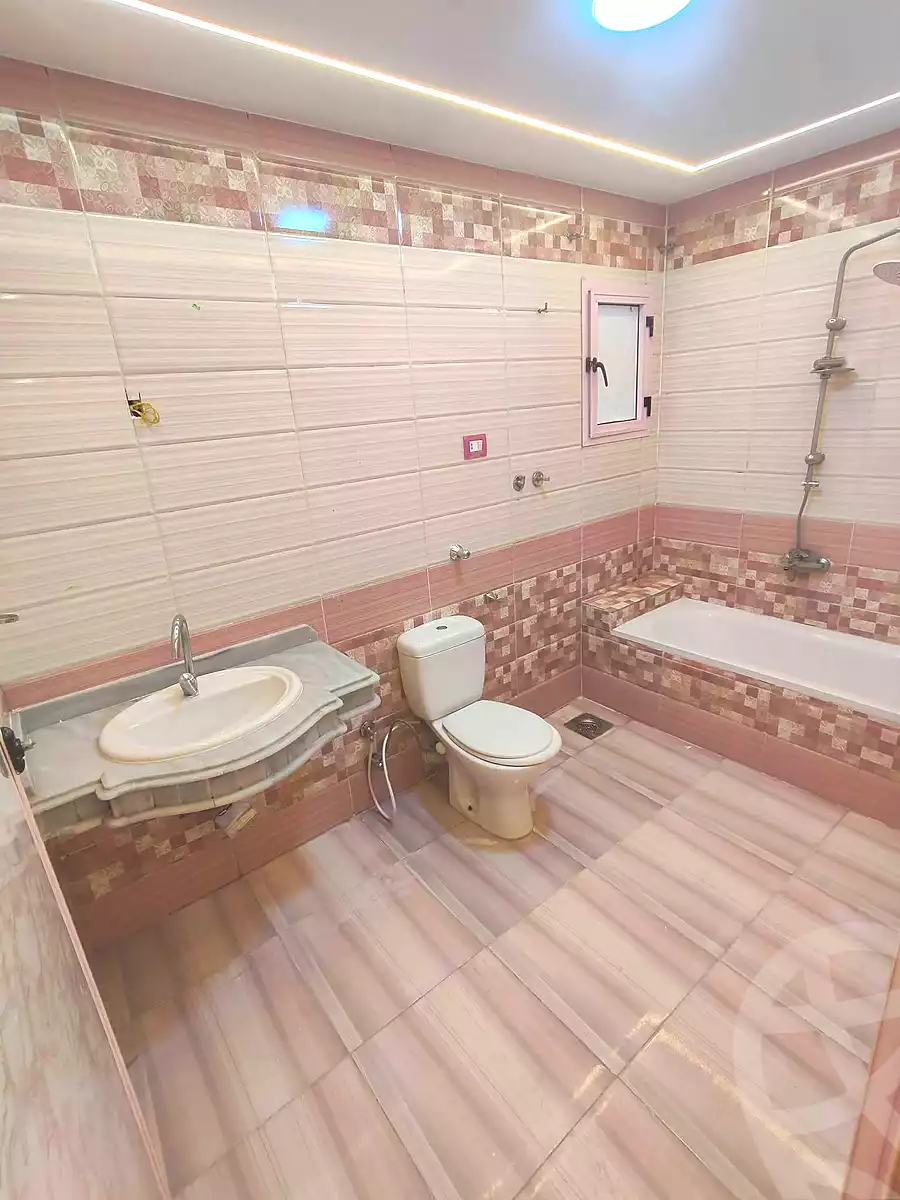 https://aqarmap.com.eg/ar/listing/7339256-for-sale-alexandria-sydy-bshr-sydy-bshr-bhry-shr-khld-bn-lwlyd