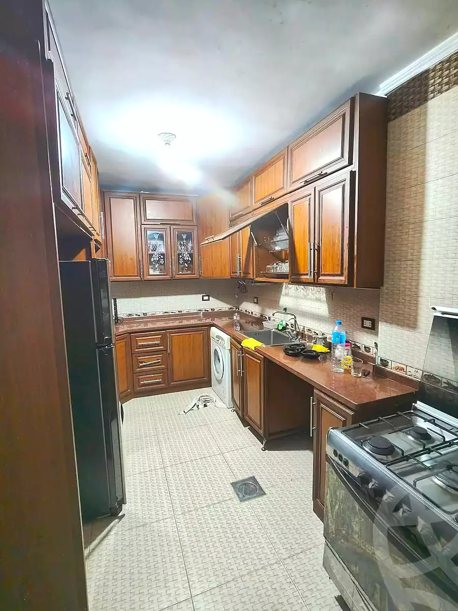 https://aqarmap.com.eg/ar/listing/7339270-for-sale-alexandria-ganaklis