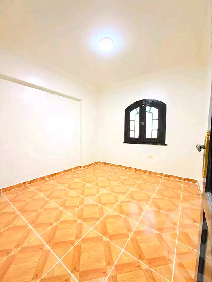 https://aqarmap.com.eg/ar/listing/7339280-for-sale-alexandria-al-agamy-shataa-el-nakheel