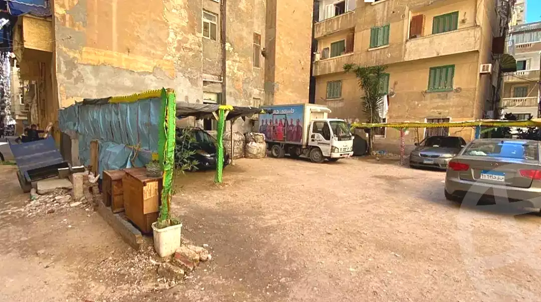 https://aqarmap.com.eg/en/listing/7339298-for-sale-alexandria-camp-cesar-al-anba-younis-st
