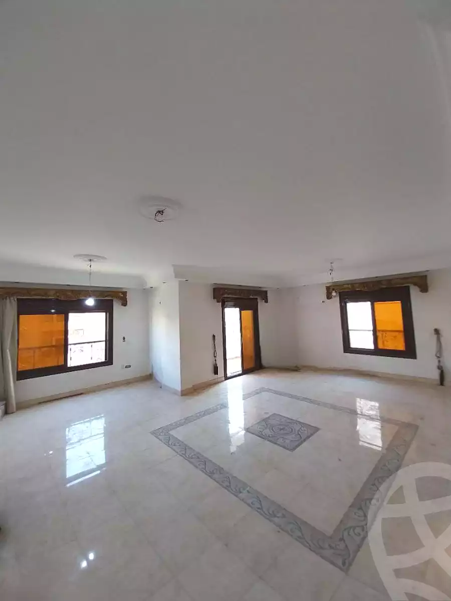 https://aqarmap.com.eg/ar/listing/7339402-for-sale-cairo-new-cairo-el-ahyaa-first-neighborhood-street-1