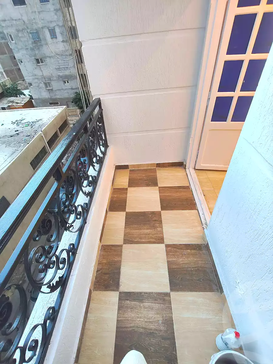 https://aqarmap.com.eg/en/listing/7339405-for-sale-alexandria-sydy-bshr-sydy-bshr-bhry-shr-mhmwd-l-yswy
