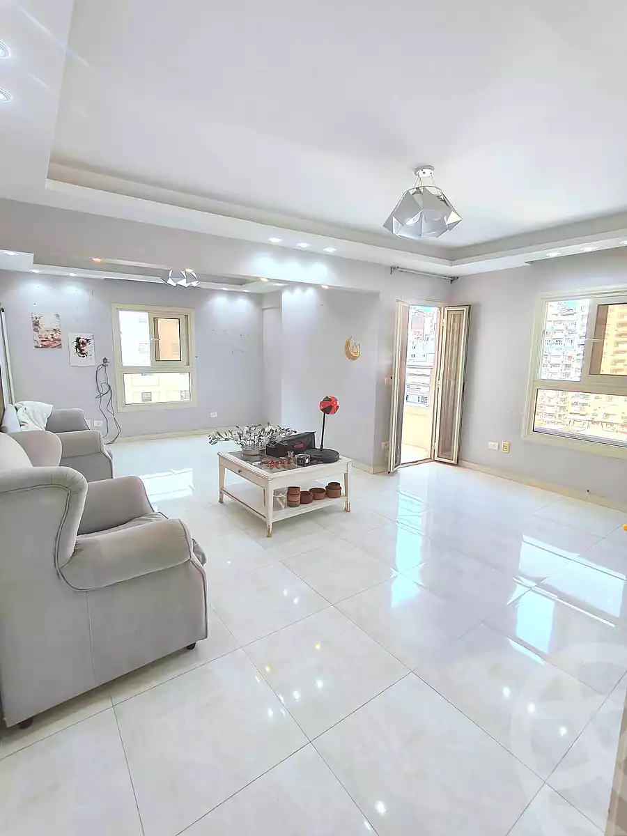 https://aqarmap.com.eg/ar/listing/7339416-for-sale-alexandria-sydy-bshr-sydy-bshr-bhry-shr-mhmwd-l-yswy