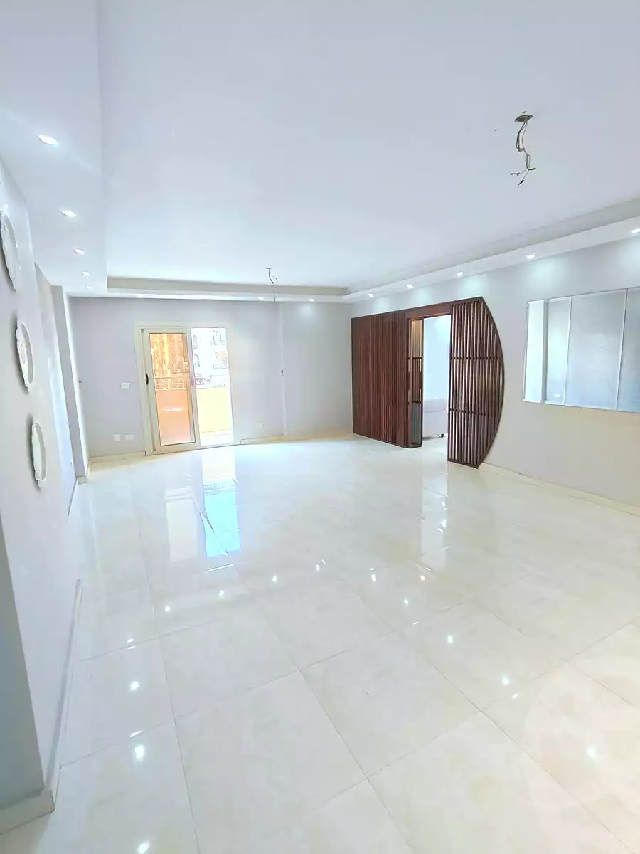 https://aqarmap.com.eg/ar/listing/7339416-for-sale-alexandria-sydy-bshr-sydy-bshr-bhry-shr-mhmwd-l-yswy