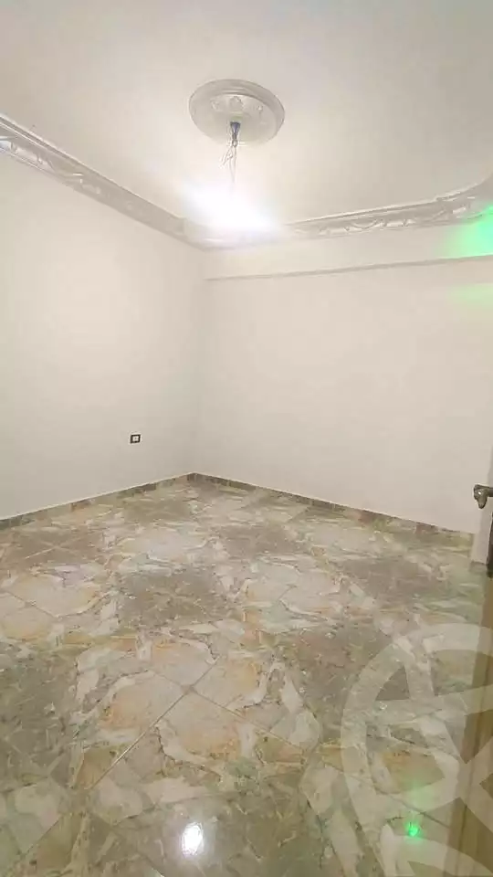 https://aqarmap.com.eg/ar/listing/7340770-for-sale-alexandria-el-asafra-shr-45