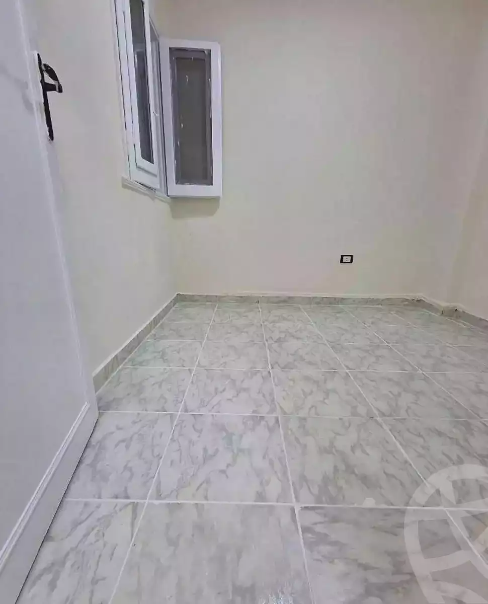 https://aqarmap.com.eg/en/listing/7340824-for-sale-alexandria-al-agamy-shataa-el-nakheel