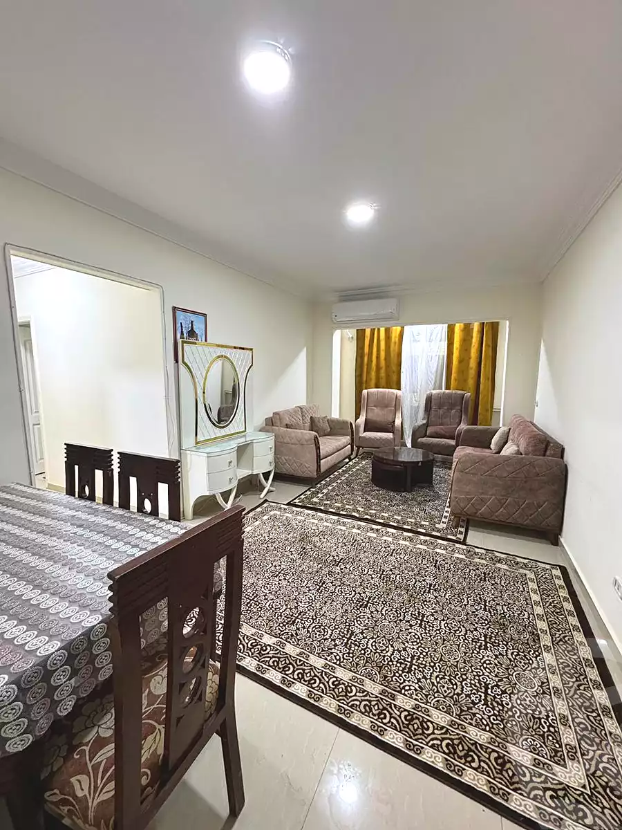 https://aqarmap.com.eg/en/listing/7340938-for-rent-cairo-el-sheikh-zayed-city-compounds-rawdet-zayed