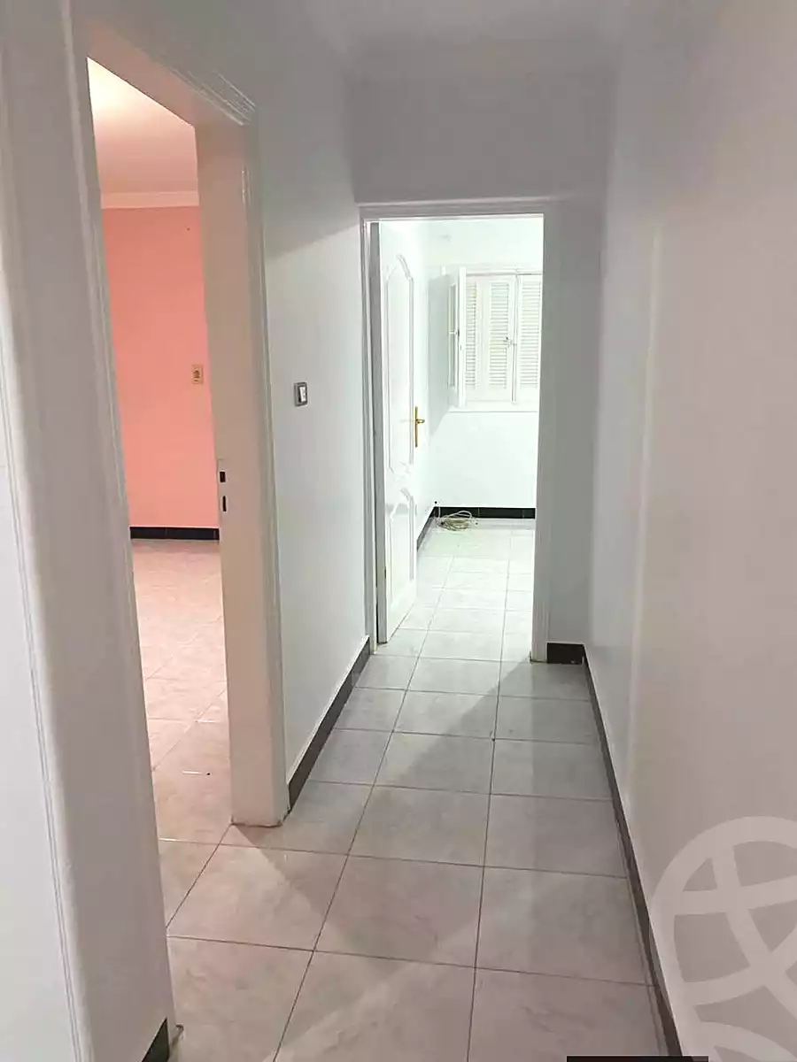 https://aqarmap.com.eg/en/listing/7341188-for-sale-cairo-helwan-helwan-el-sharkeya-khesro-basha-st