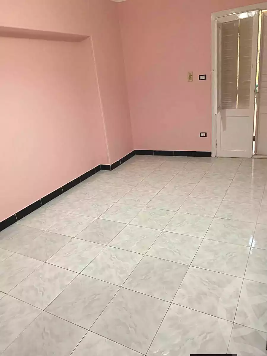 https://aqarmap.com.eg/en/listing/7341188-for-sale-cairo-helwan-helwan-el-sharkeya-khesro-basha-st