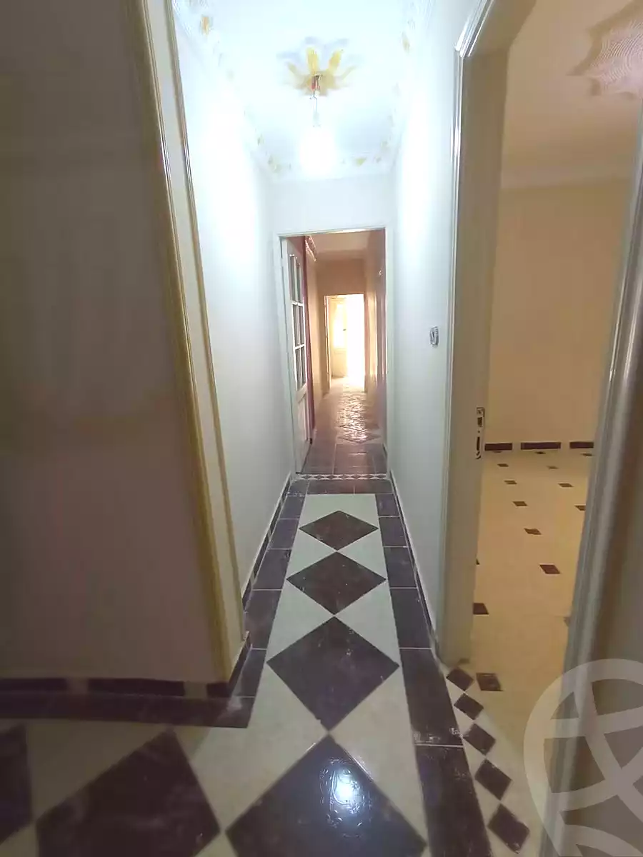 https://aqarmap.com.eg/ar/listing/7341438-for-sale-alexandria-al-agamy-el-hanouvel-abo-el-shawareb-st