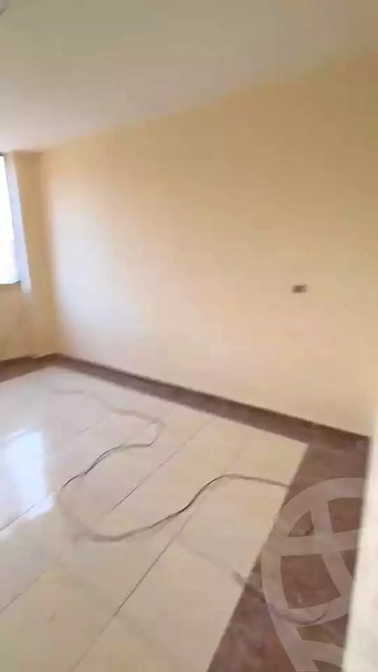 https://aqarmap.com.eg/ar/listing/7341473-for-sale-cairo-ain-shams-yn-shms-lgrby