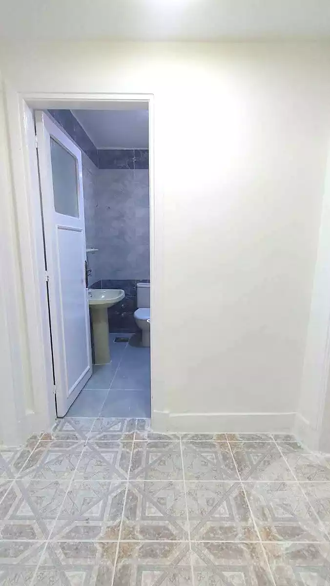 https://aqarmap.com.eg/ar/listing/7341480-for-sale-alexandria-al-agamy-shataa-el-nakheel