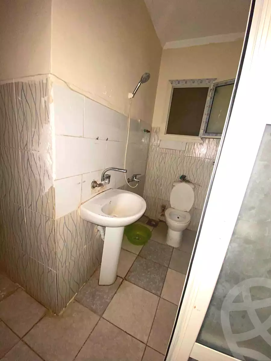 https://aqarmap.com.eg/ar/listing/7341775-for-sale-alexandria-rs-ltyn