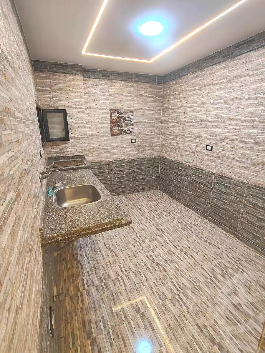 https://aqarmap.com.eg/ar/listing/7341847-for-sale-alexandria-sydy-bshr-sydy-bshr-bhry-shr-khld-bn-lwlyd