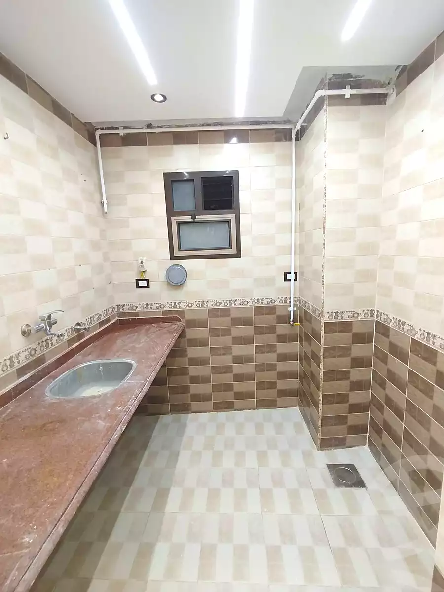 https://aqarmap.com.eg/ar/listing/7341920-for-sale-alexandria-lsywf-el-falki