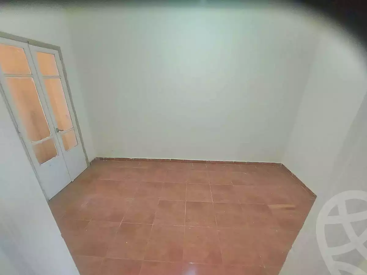https://aqarmap.com.eg/en/listing/7342092-for-sale-cairo-helwan-helwan-el-sharkeya-ismael-kamel-st