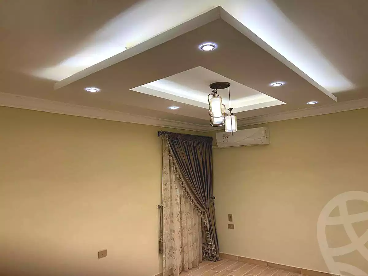 https://aqarmap.com.eg/ar/listing/7342121-for-sale-cairo-helwan-helwan-el-sharkeya-mostafa-safwat-st