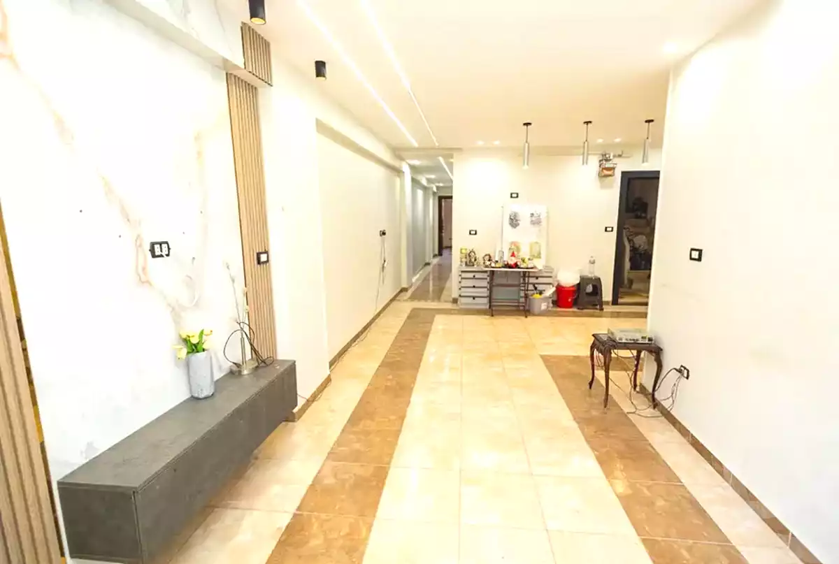 https://aqarmap.com.eg/ar/listing/7342415-for-sale-alexandria-el-asafra-shr-45