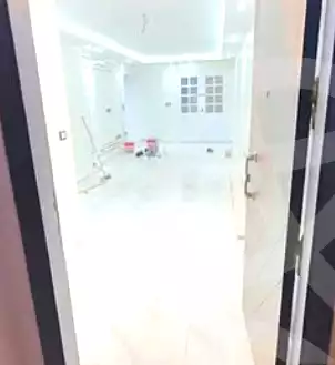 https://aqarmap.com.eg/ar/listing/7342729-for-rent-alexandria-miami