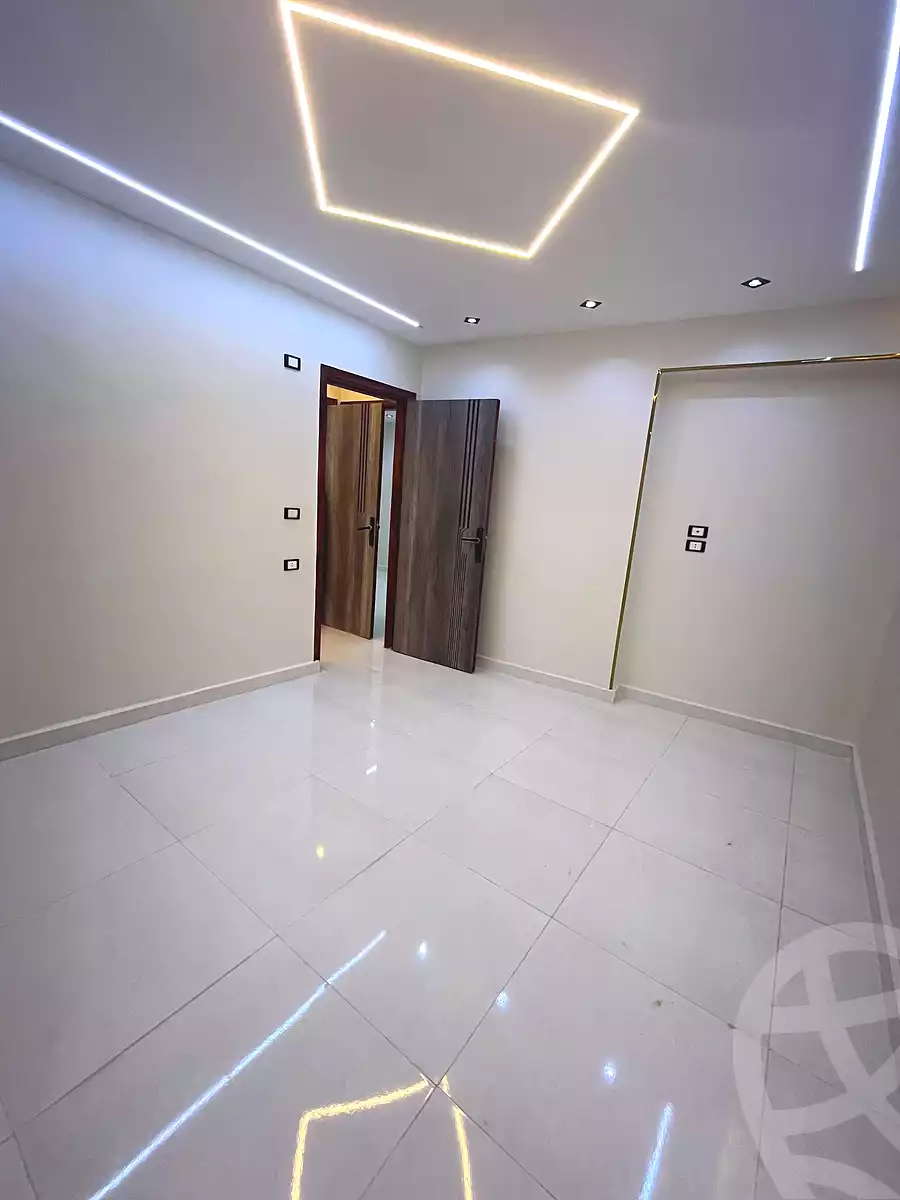 https://aqarmap.com.eg/en/listing/7342840-for-sale-cairo-elnozha-Streettt-27