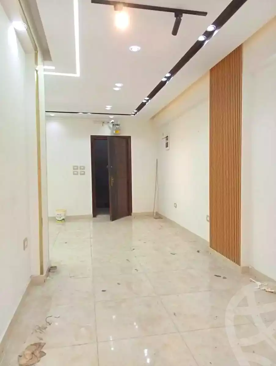 https://aqarmap.com.eg/ar/listing/7342864-for-sale-alexandria-el-asafra-shr-45