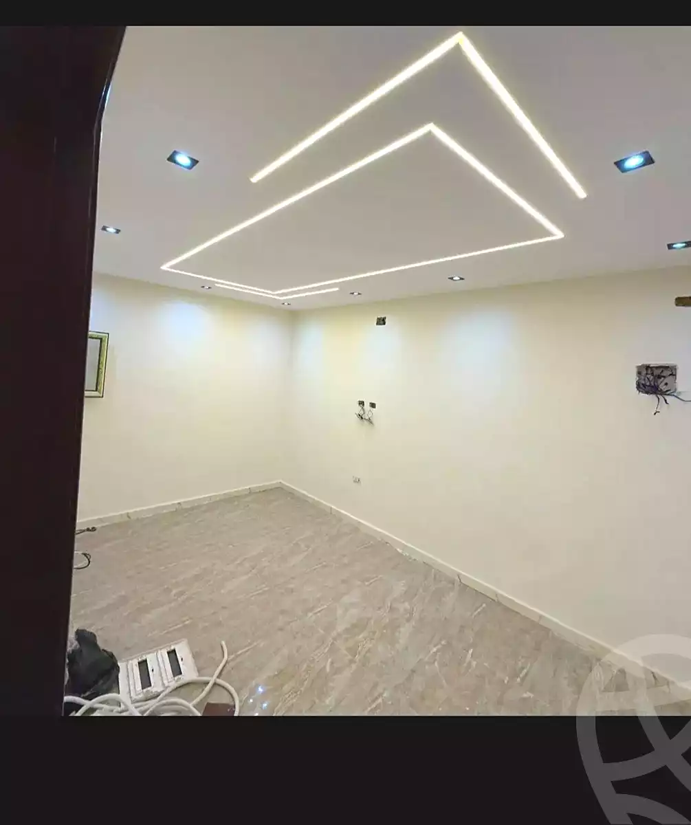 https://aqarmap.com.eg/ar/listing/7342874-for-sale-alexandria-al-agamy-lbytsh